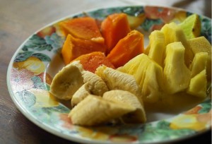 バリ島ウブドの朝食はフルーツざんまい